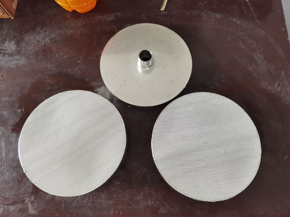 烧结网使用中泛起吸扁情形怎样阻止？